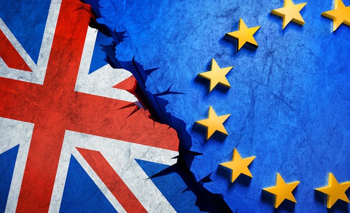 flagi Wielkiej Brytanii i Unii Europejskiej